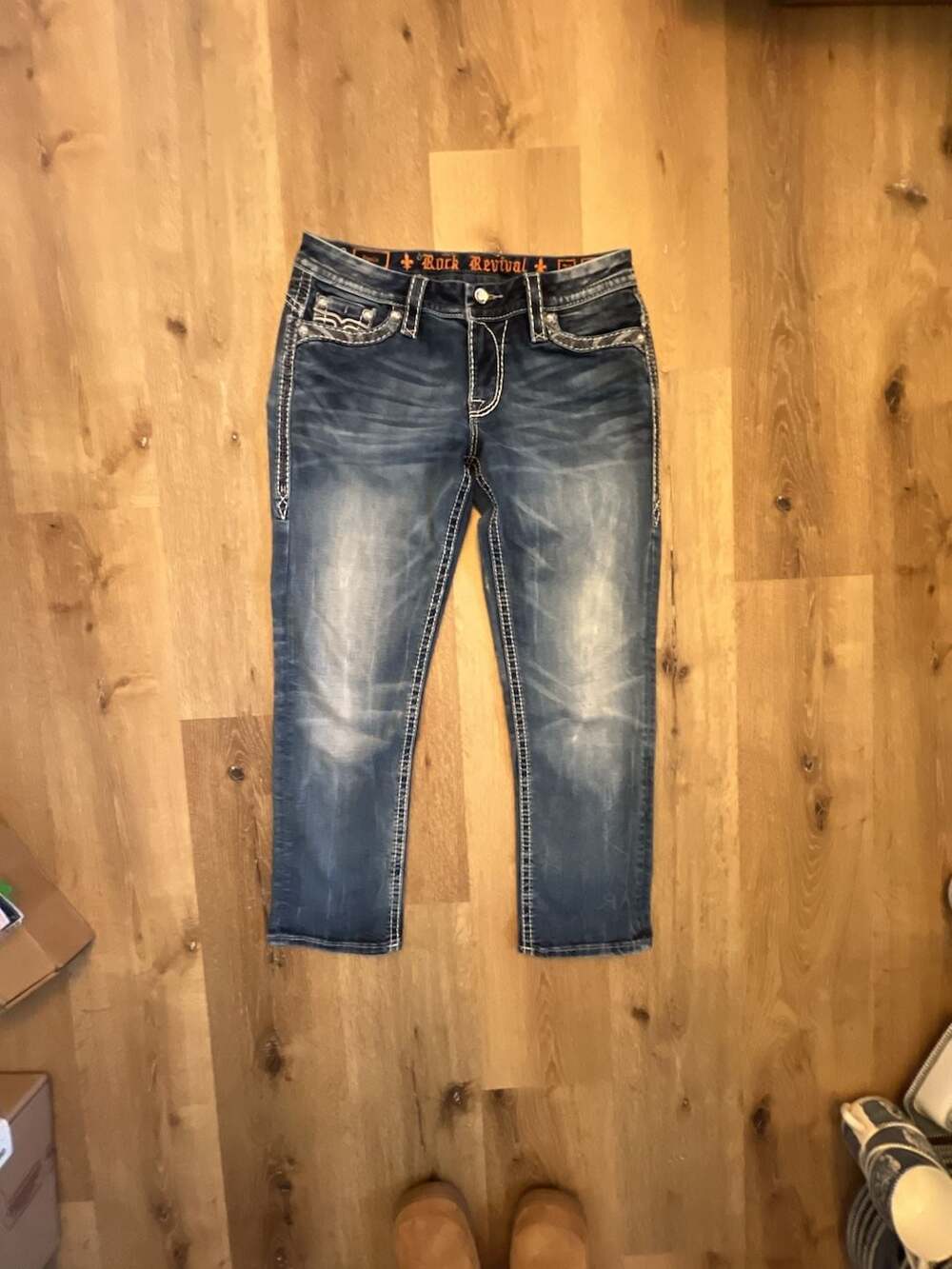 Rock Revival Ennis Easy Crop Jeans Size 28